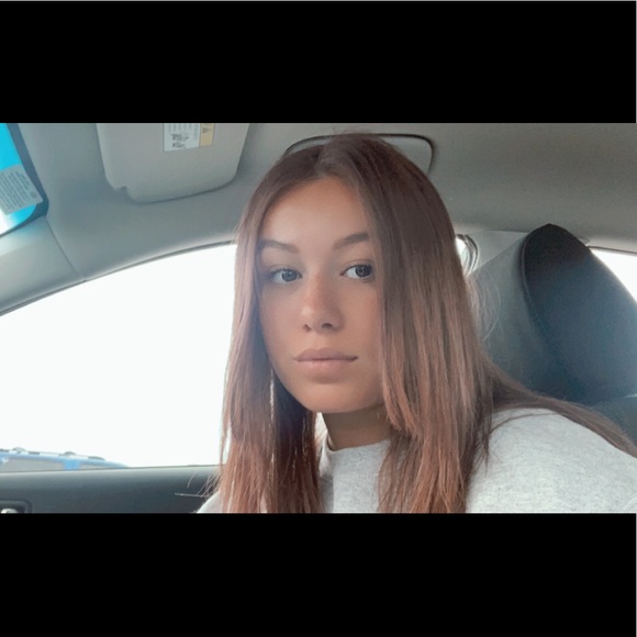 Meet your Posher, Nora - Picture 1 of 1